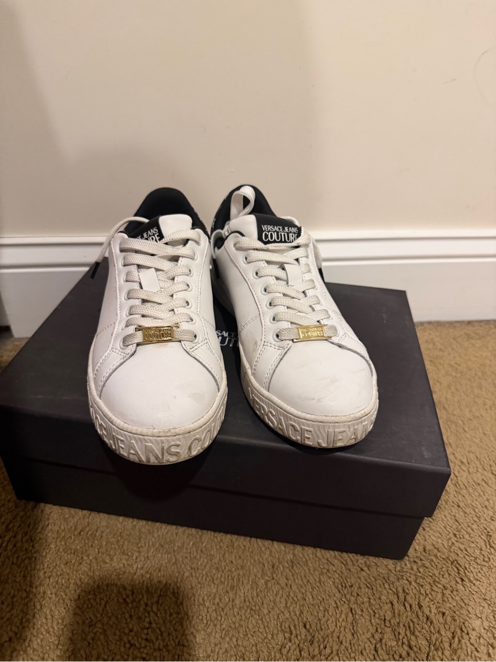 Versace Jeans Couture White Leather Low-Top Sneakers with Black Heel